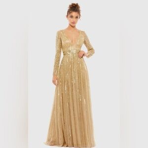 NWT | Mac Duggal 4977  Taupe Gold Sequined V Neck Sleeve A Line Gown Size 4